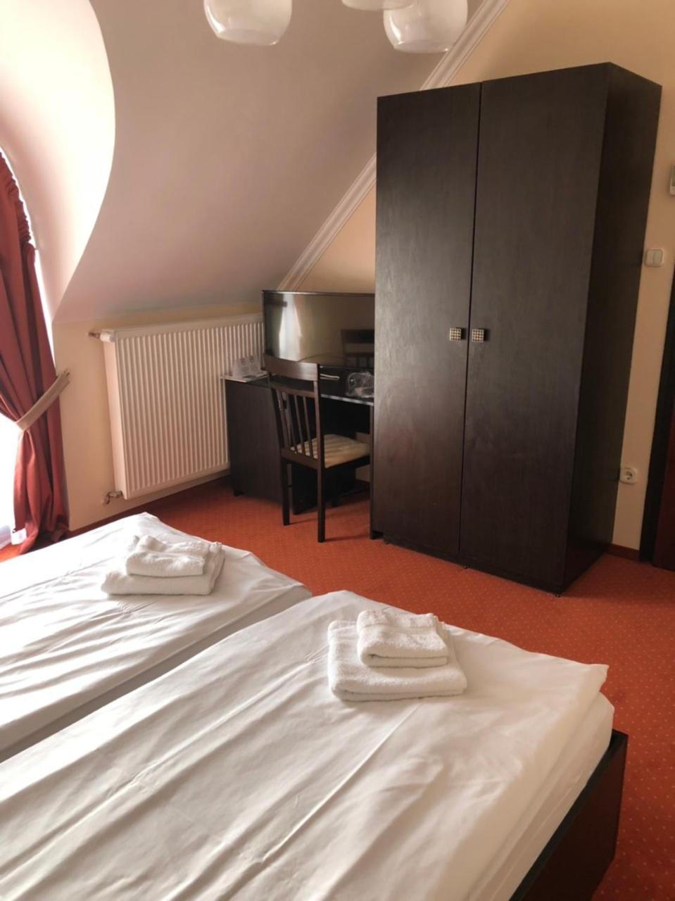 Hajdúszoboszló Karikas Hotel מראה חיצוני תמונה