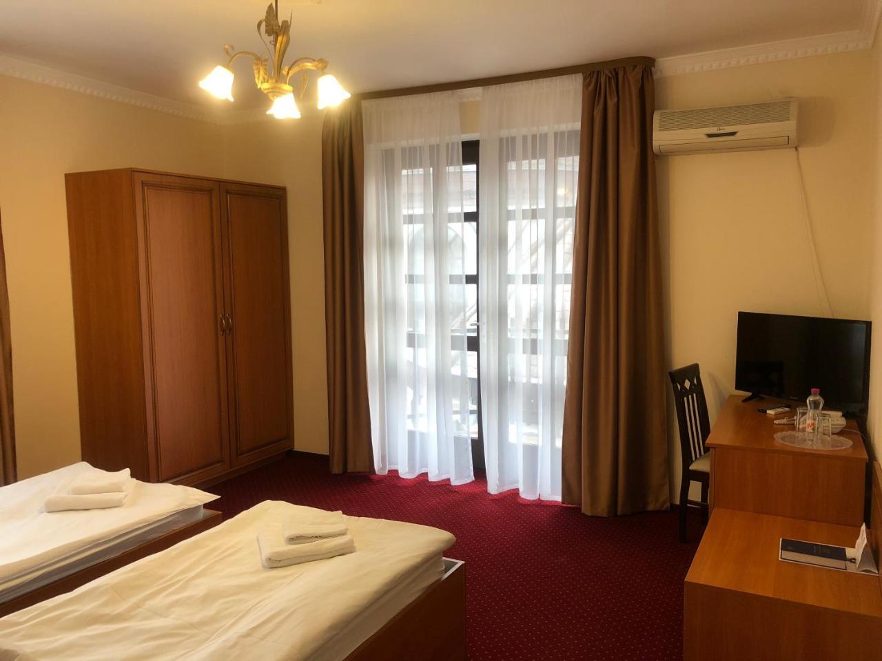 Hajdúszoboszló Karikas Hotel מראה חיצוני תמונה